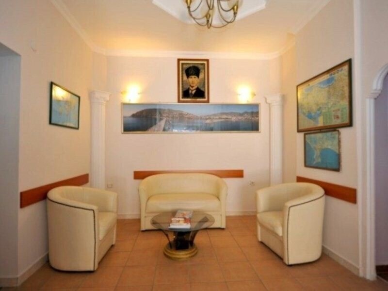 Картинка Larsen's Suit Hotel 3*